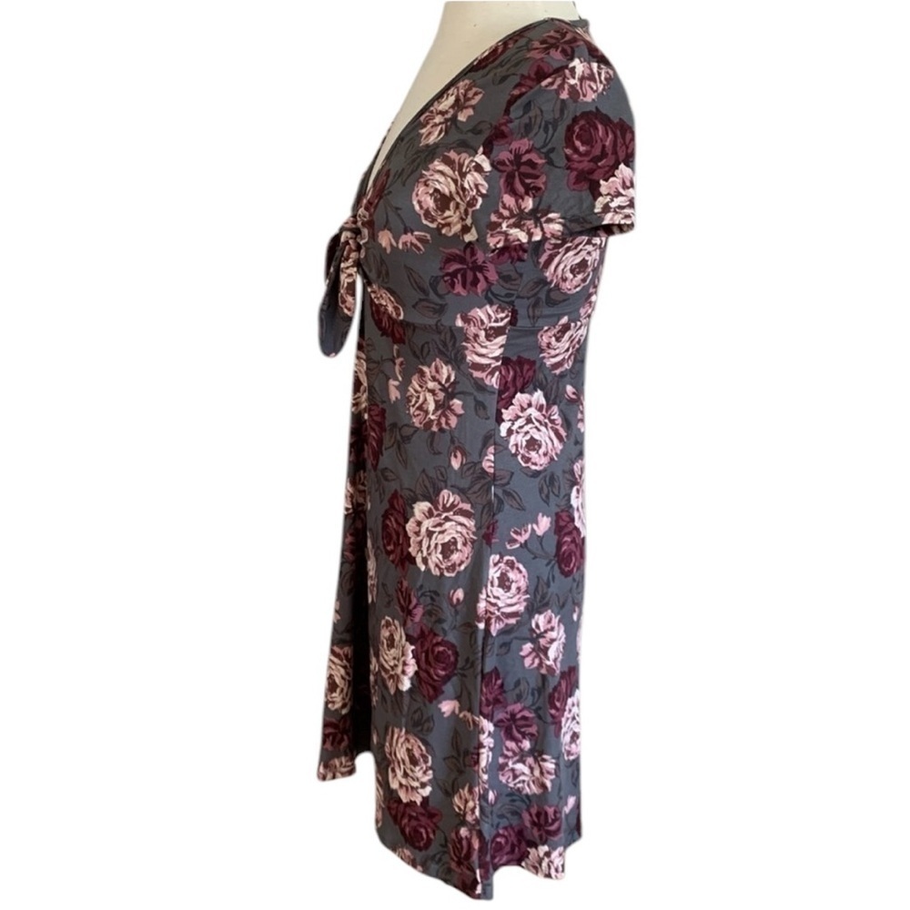 REBEL SUGAR Medium Floral Gray Burgundy short sleeve dress - Picture 4 of 16